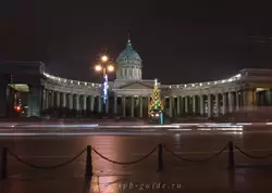 Казанский собор и новогодняя елка