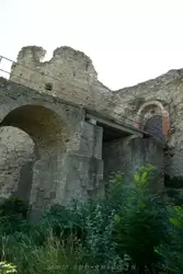 Крепость Копорье, арочный мост, подъемная часть
