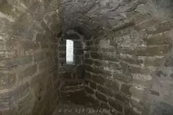 Крепость Копорье, бойница внутри Средней башни