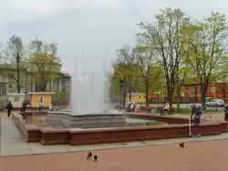 Светомузыкальный фонтан в Андреевском саду