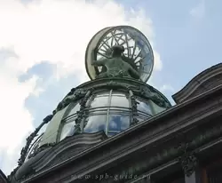 Купол Дома книги в Санкт-Петербурге