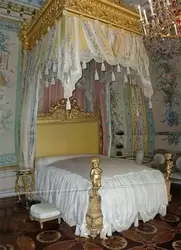 Павловский дворец, Парадная спальня