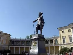 Памятник императору Павлу I