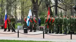 Рота Почётного караула на репетиции в Петровском парке