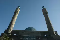 Соборная мечеть, минареты