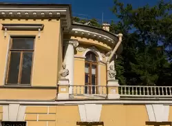 Дворец Бобринских