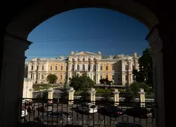 Воронцовский дворец, теперь здание Суворовского училища в Санкт-Петербурге