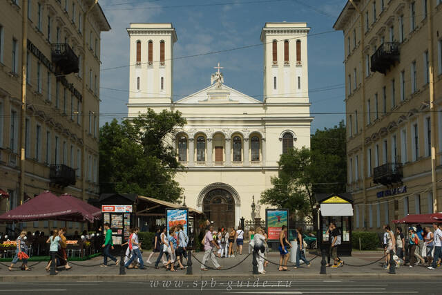 Церковь Святых Петра и Павла на Невском проспекте