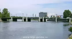 Большой Крестовский мост в Санкт-Петербурге