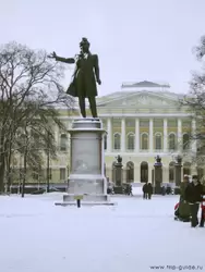 Памятник А.С. Пушкину на площади Искусств в Санкт-Петербурге