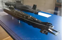 Модель атомного подводного крейсера с крылатыми ракетами проекта 949А (типа Антей)