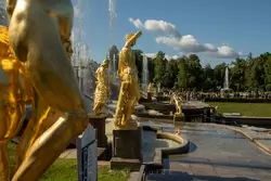 Скульптуры Большого каскада в Петергофе
