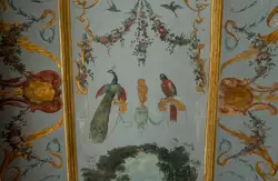 Живопись потолка галереи дворца Монплезир