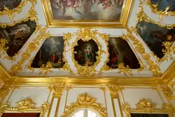 Церковный корпус в Петергофе, роспись западной падуги трапезной