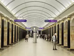 Станция «Адмиралтейская» метро Санкт-Петербурга