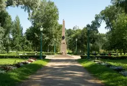 Место дуэли Александра Пушкина, памятный обелиск