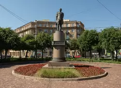 Памятник маршалу Говорову