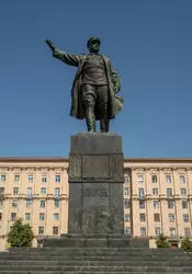 Памятник С. М. Кирову в Санкт-Петербурге