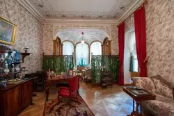 Фермерский дворец в Петергофе, кабинет императрицы Марии Александровны