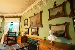 Голландские морские пейзажи в кабинете Николая I в дворце «Коттедж»