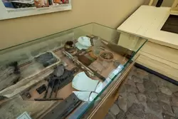 Исторические предметы, найденные при археологических раскопках на месте Дворцовой телеграфной станции
