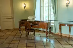 Фортепиано в Певческом классе Царскосельского лицея