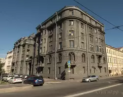 Доходный дом Веге в Санкт-Петербурге