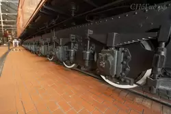 Колёса тепловоза, Железнодорожный музей в Санкт-Петербурге