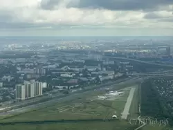 Вид на Санкт-Петербург из окна самолёта