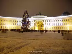 Новогодняя ёлка и арка Главного штаба