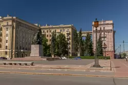 Памятник Чернышевскому в Санкт-Петербурге