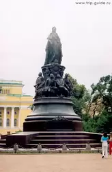 Памятник Екатерине II на площади Островского