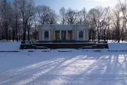 Павильон Росси в Михайловском саду