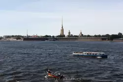 Река Нева и Петропавловская крепость