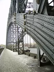 Конструкции Большеохтинского моста