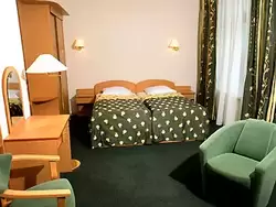 Двухместный номер для молодоженов в гостинице Россия