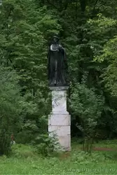 Статуя Аполлон-Мусагет в Павловске