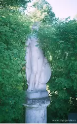Павловск, Скульптура в парке