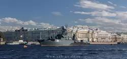 Малый противолодочный корабль «Уренгой» на праздновании 9 мая 2015 в Санкт-Петербурге