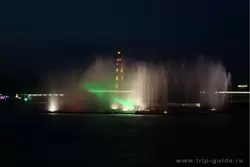 Санкт-Петербург, фонтаны, лазерное шоу