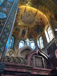 «Воскресение Христово» мозаика по оригиналу В.П. Павлова, свод южной апсиды