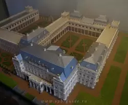 Макет Меншиковского дворца — как он выглядел ко времени постройки в 1714 году