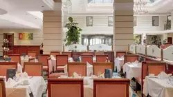Ресторан «Бо Риваж» в гостинице Кемпински Мойка 22»