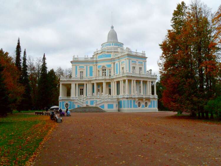 Павильон катальной горки в ораниенбауме фото