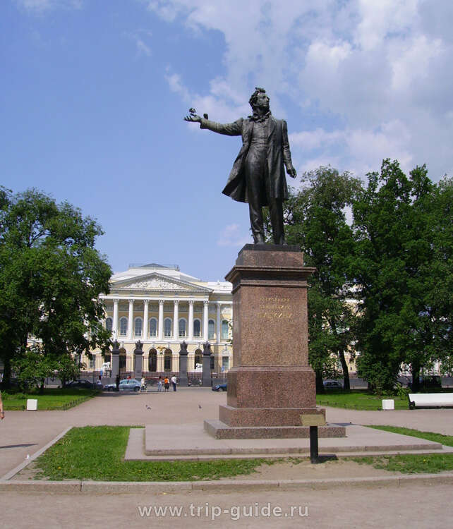 Где памятник. Памятник Александра Пушкина в Санкт-Петербурге. Памятник Александру Пушкину в Санкт-Петербурге. Памятник Пушкина на площади искусств. Памятник Пушкину в Питере.