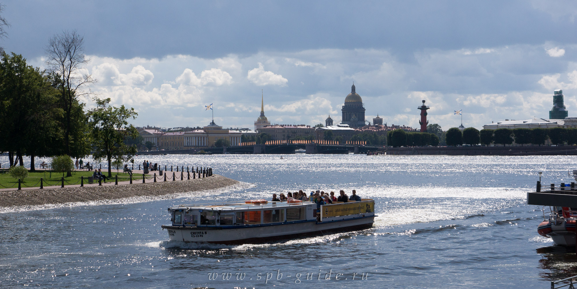 Петербург расположен на реке неве. Сенатская Пристань Санкт-Петербург. Судоходство на Неве.