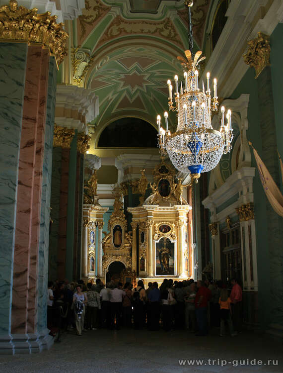 Интерьер петропавловского собора в петербурге